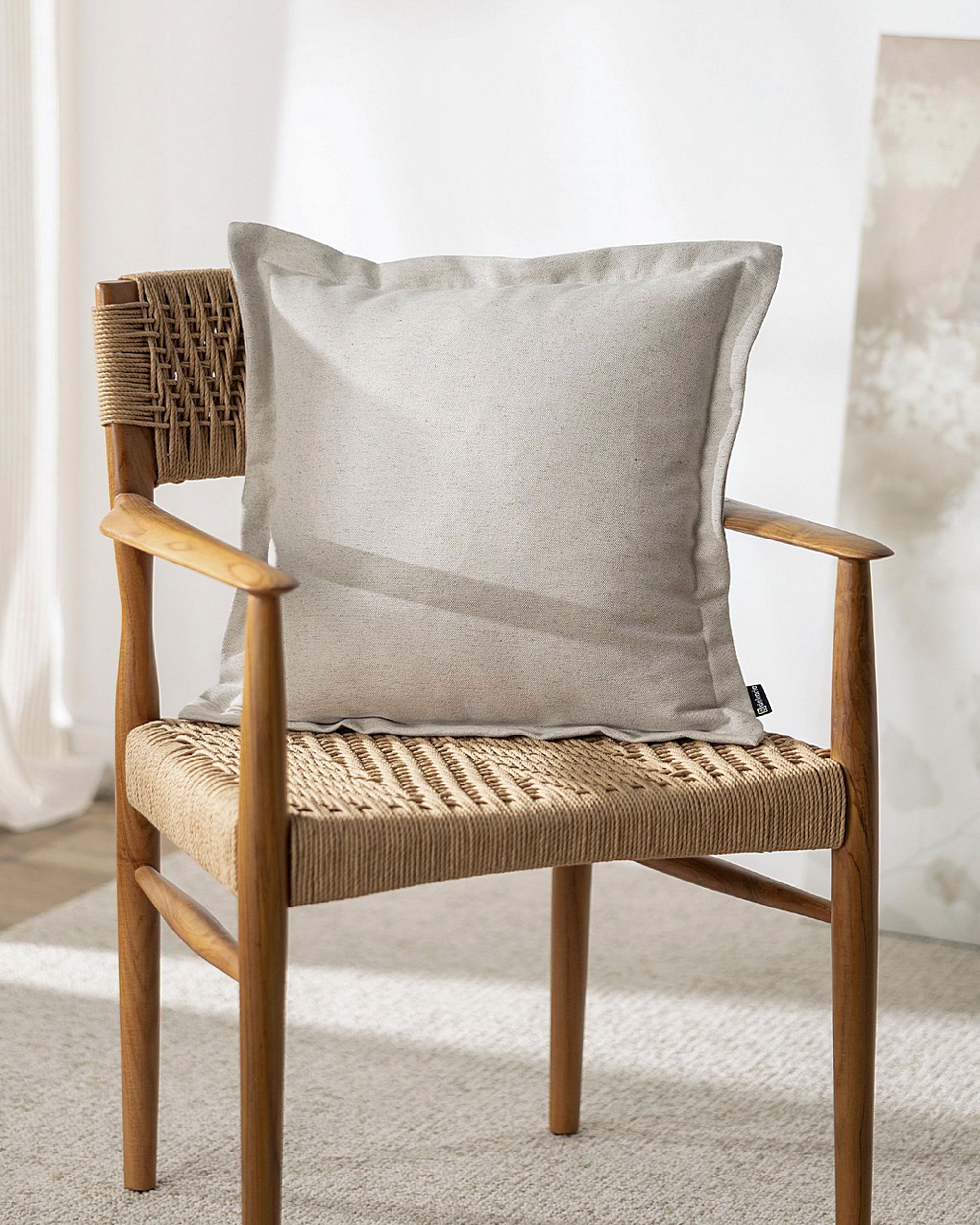 Kuddfodral<br>med vingkant färg beige tyg grov (hover)