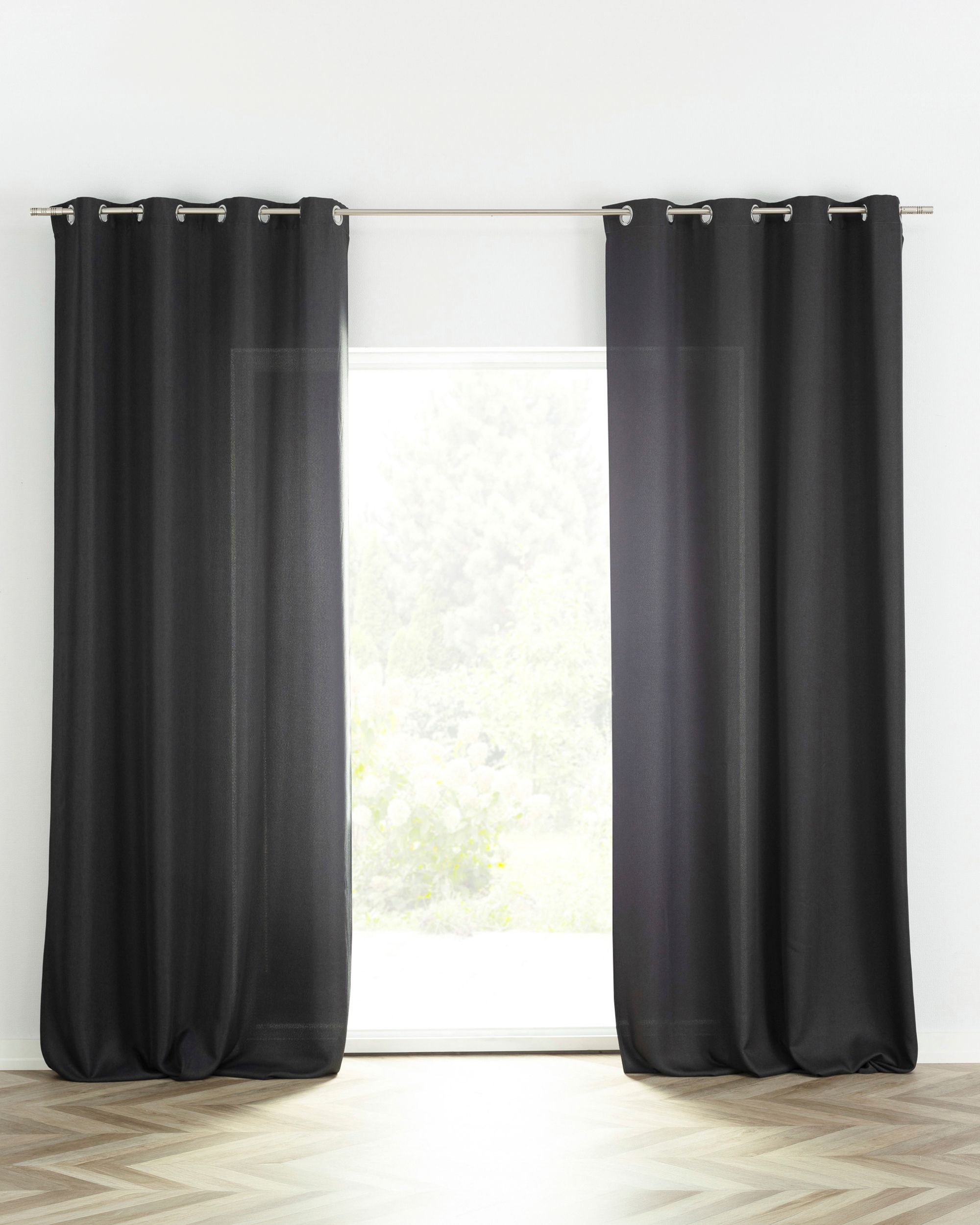BASIC gardin med öljetter 140x280 cm  1 längd