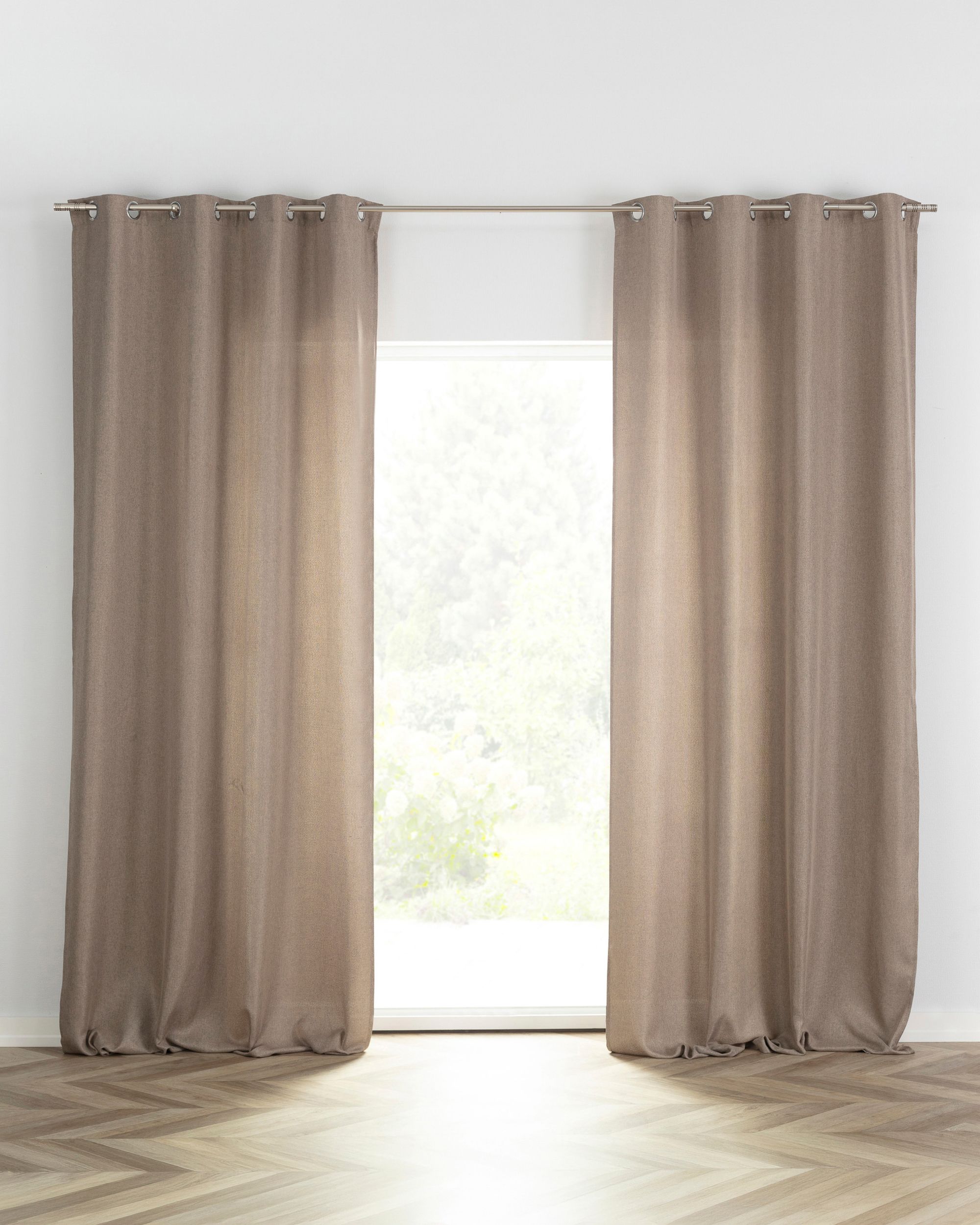 BASIC gardin med öljetter 140x280 cm  1 längd