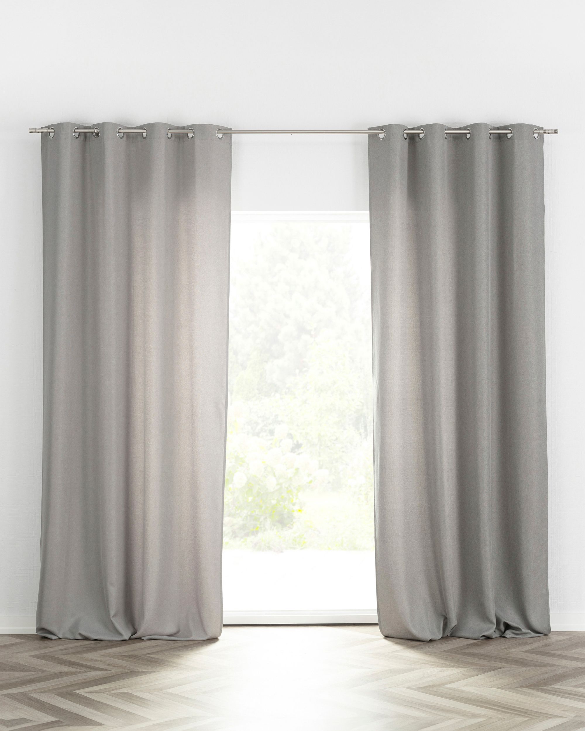 BASIC gardin med öljetter 140x280 cm  1 längd
