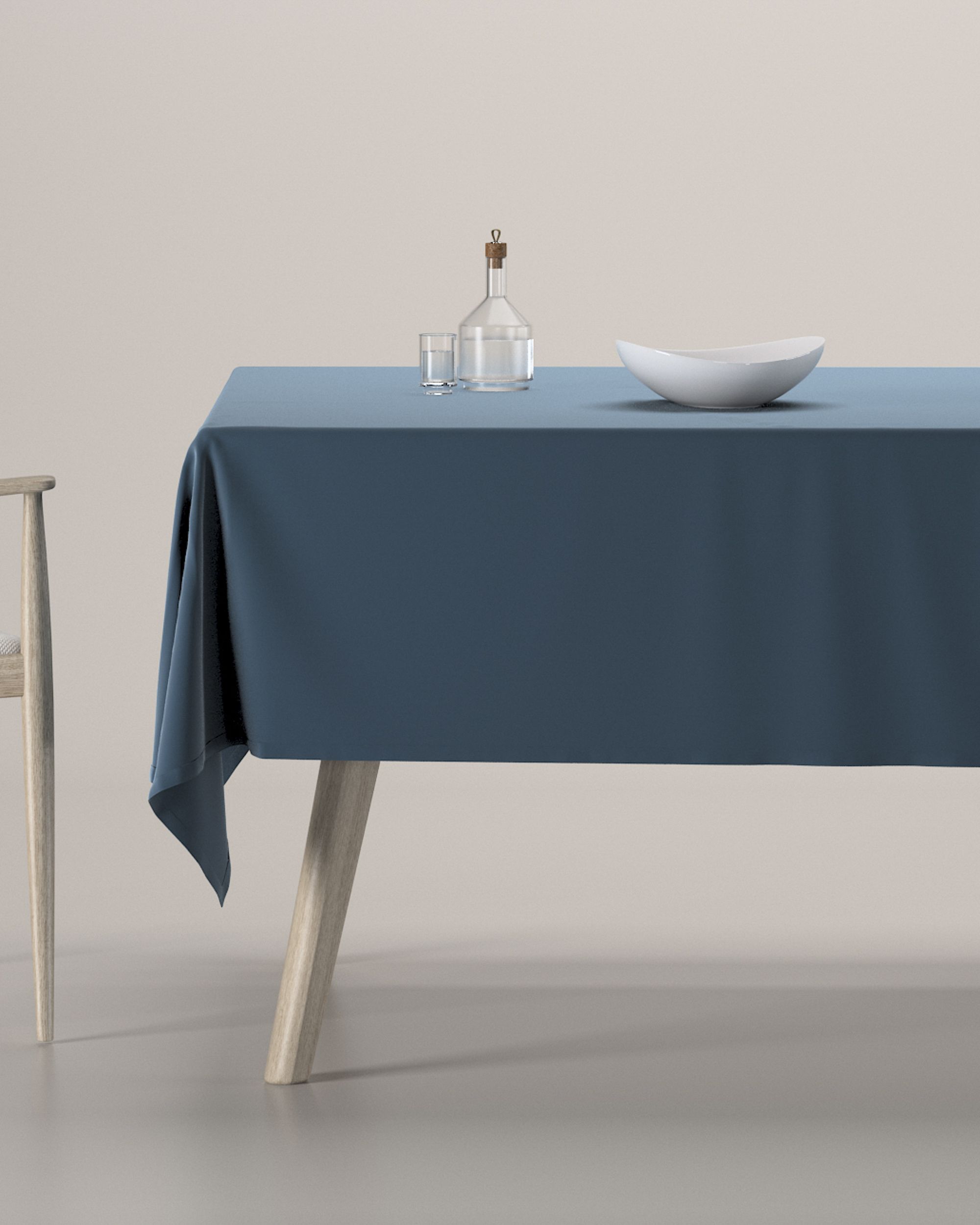 Rektangulär bordsduk färg blå tyg glansig, sammet