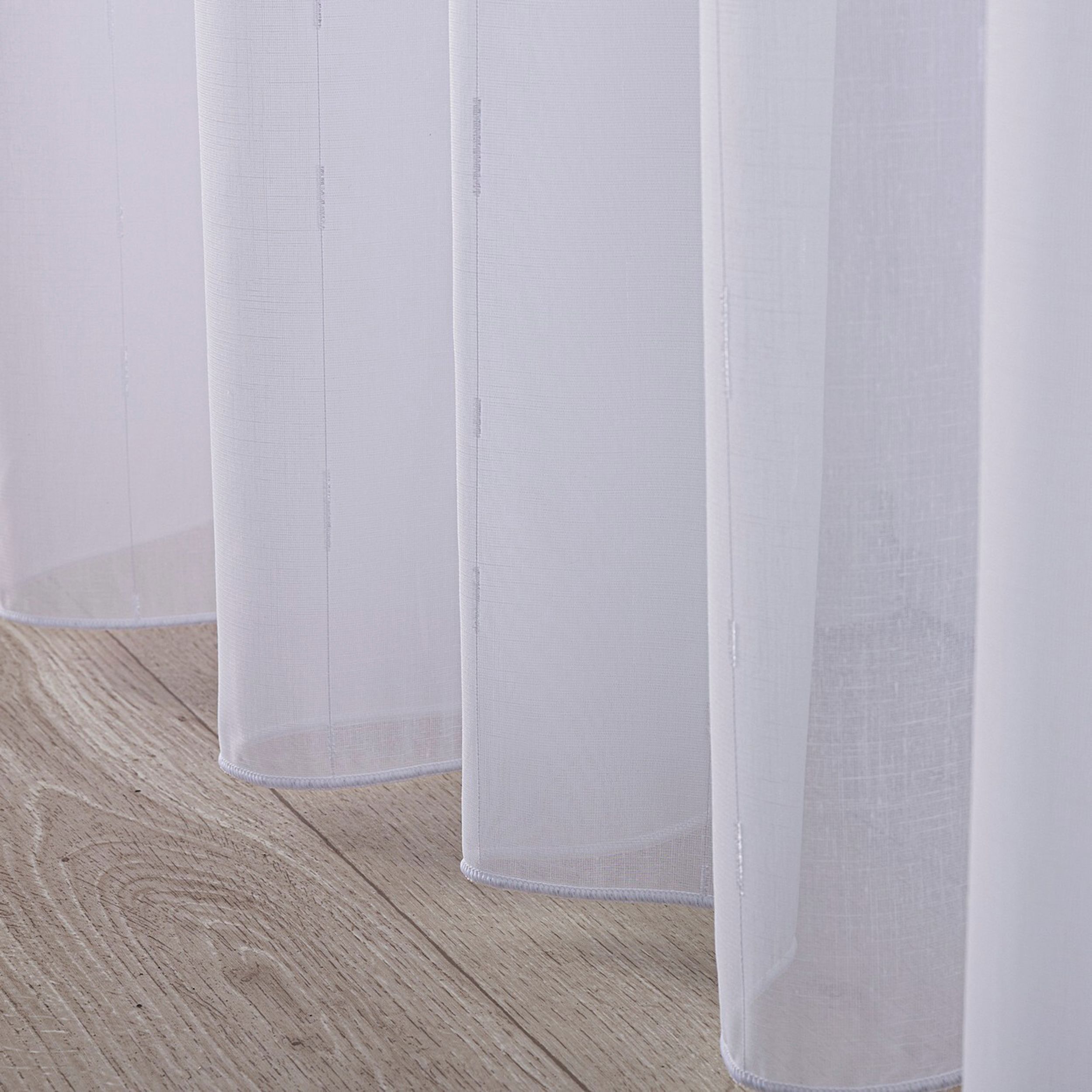 Voile 186-74 vit med mönster